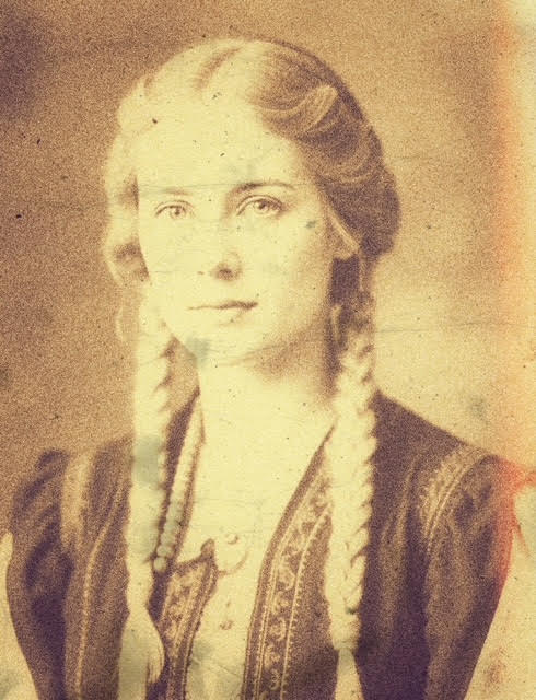 Maryka Rawlinson, 1862